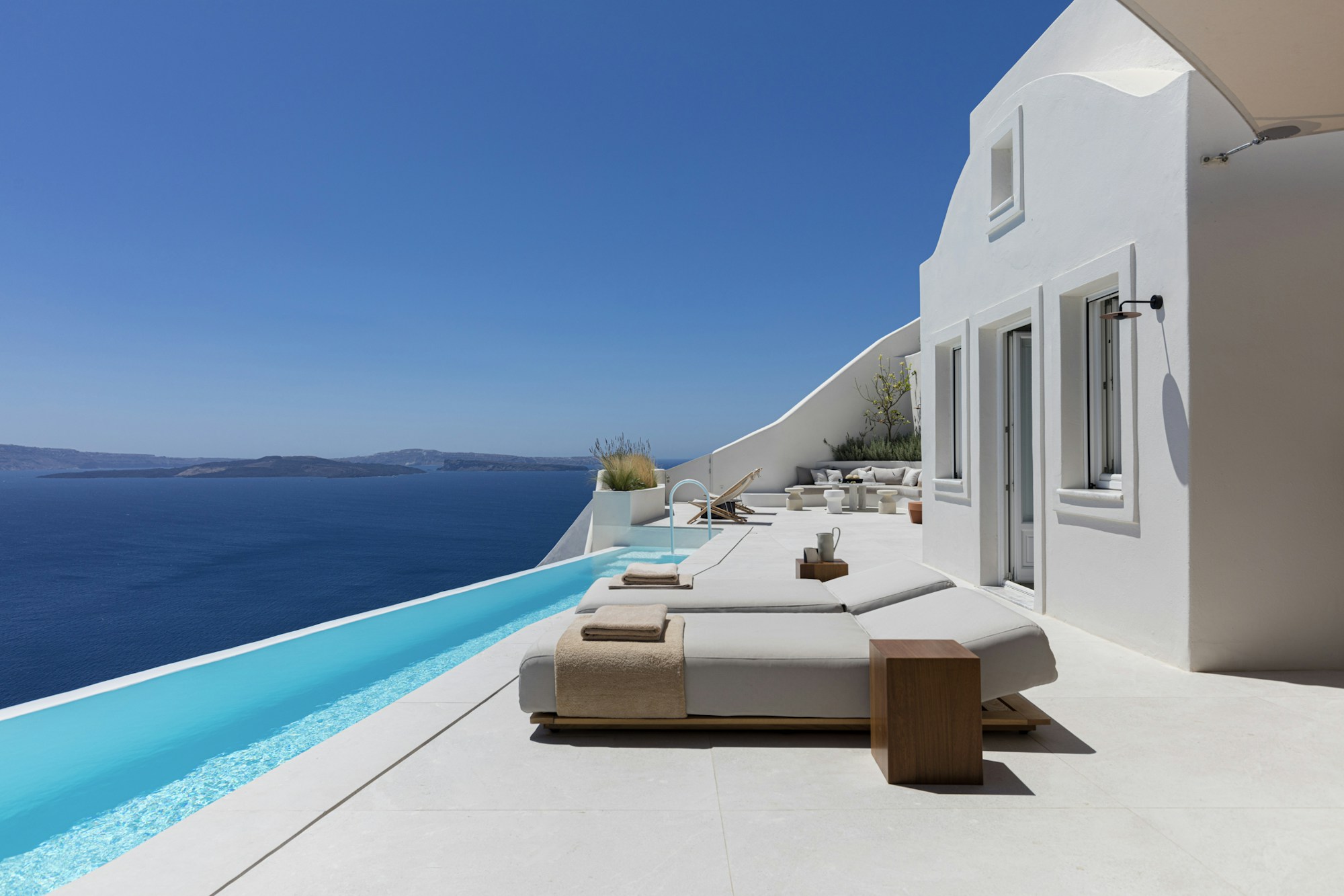 Canaves Oia Villa Infinity Pool - Terrace