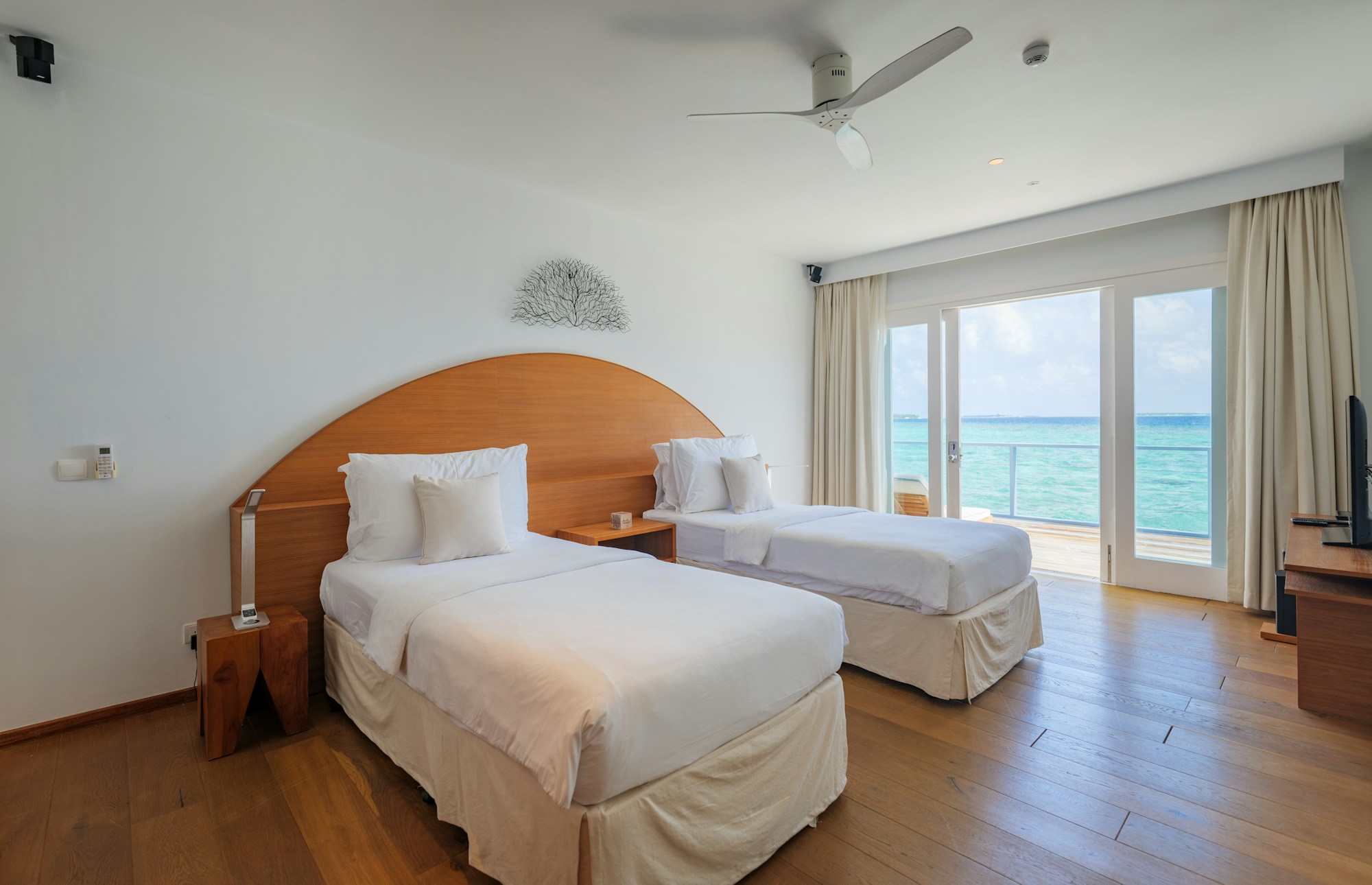 Family Lagoon Water Pool Villa - Double Bedroom