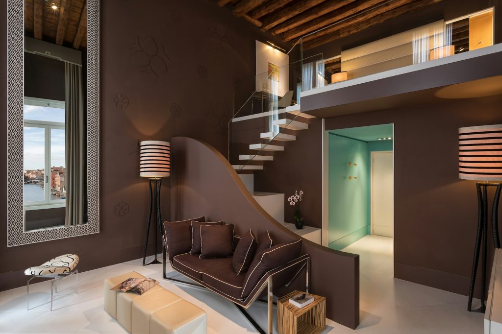 Grand Canal View Two Floor Suite - Living Area