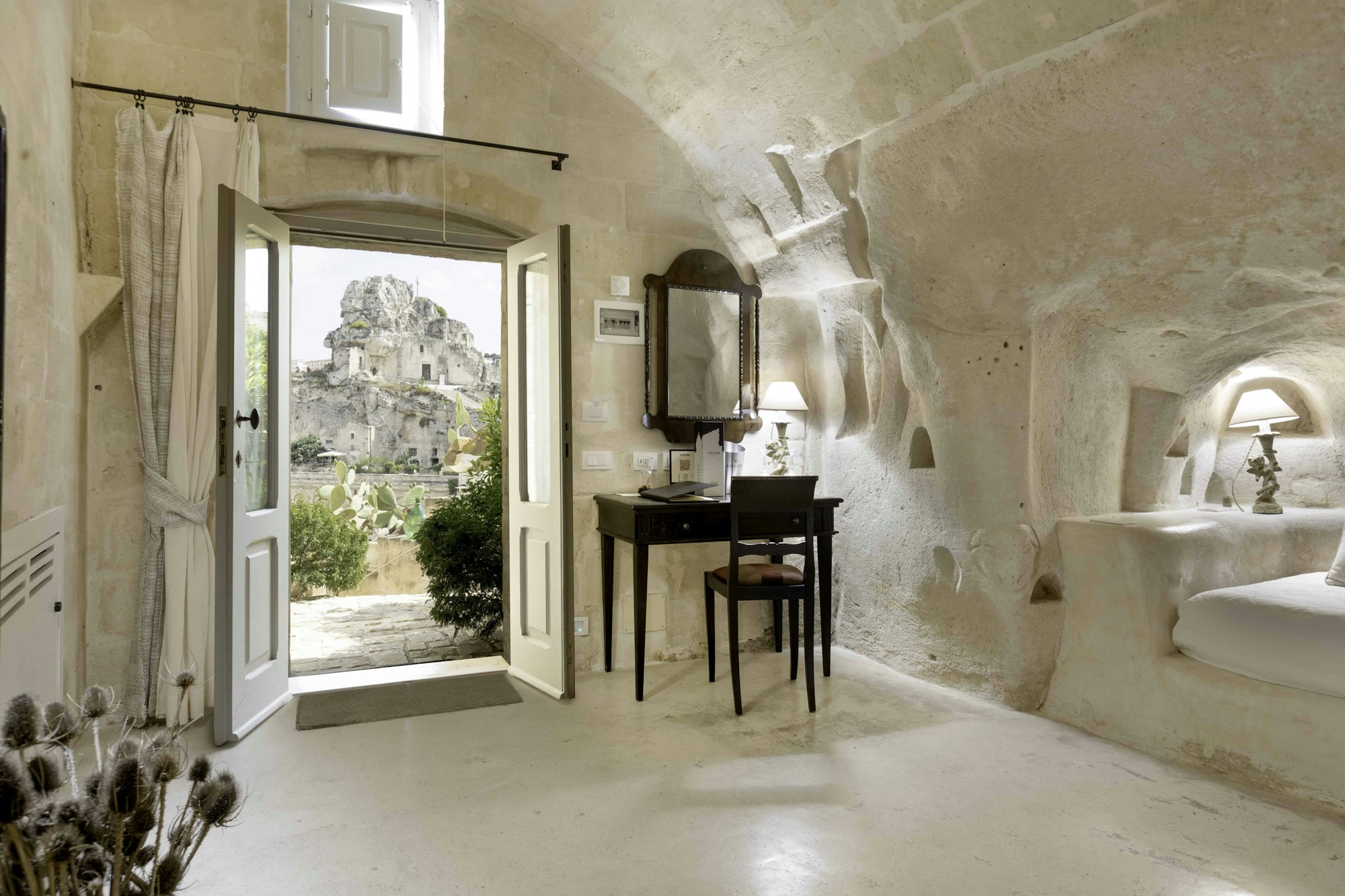 Panoramic Cave - Room #53