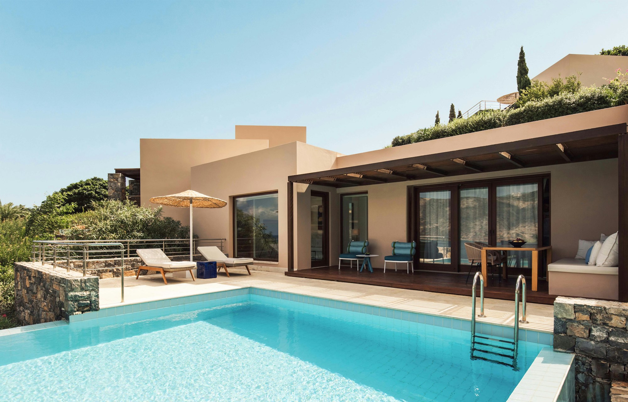 Island Luxury Suite Private Heated Pool
