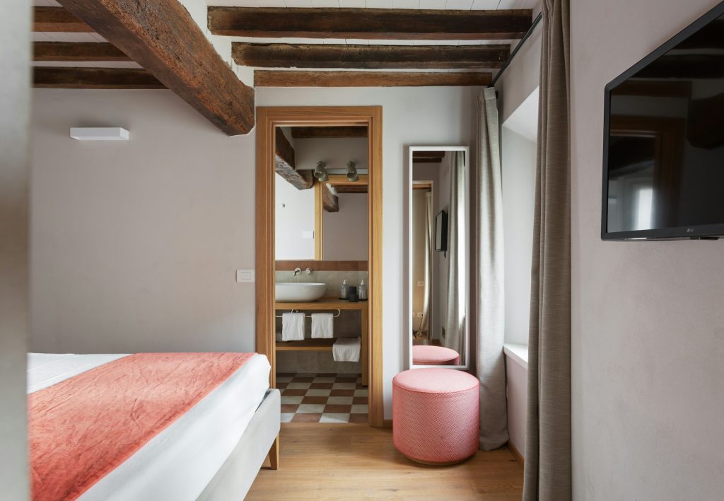 Classic Room
