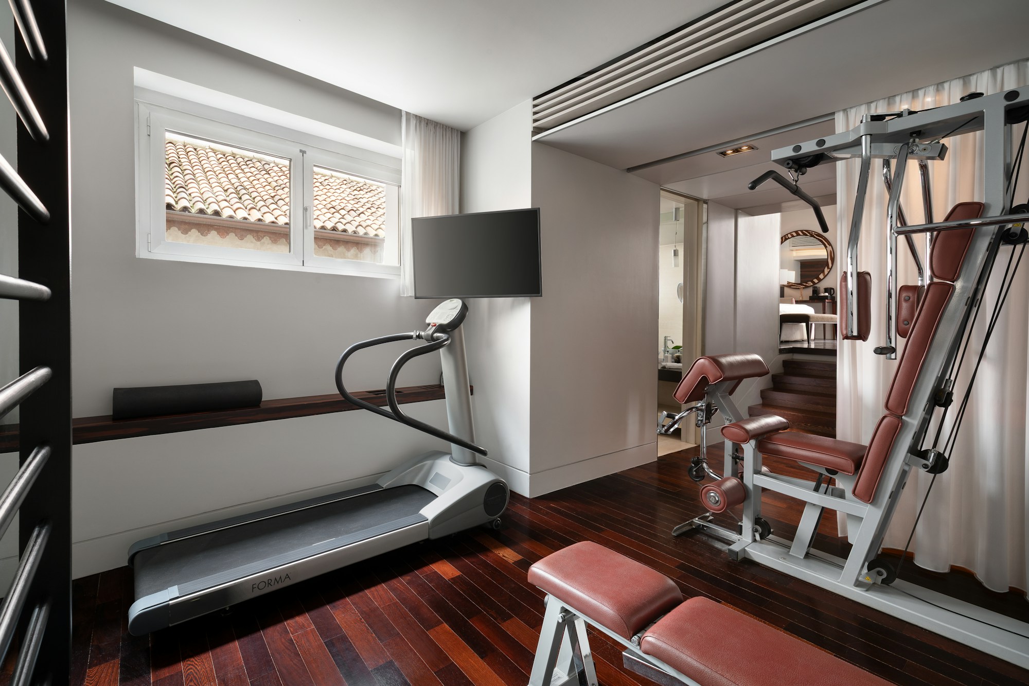 Junior Suite - Gym