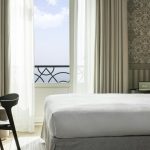 Junior Suite Sea Front with Balcony - Bedroom