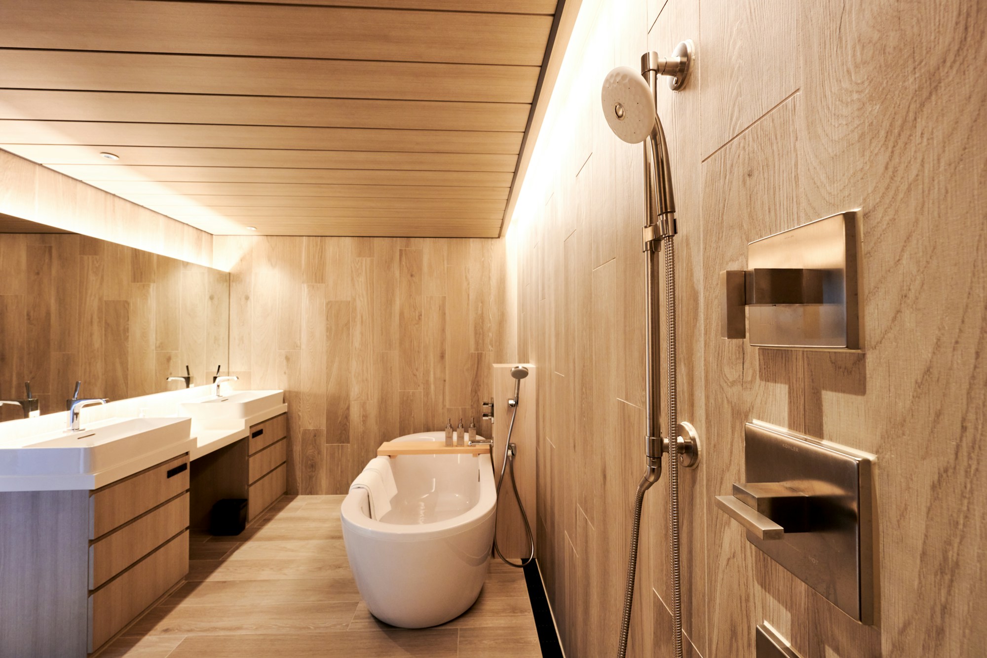 Forest Terrace Suite Bathroom