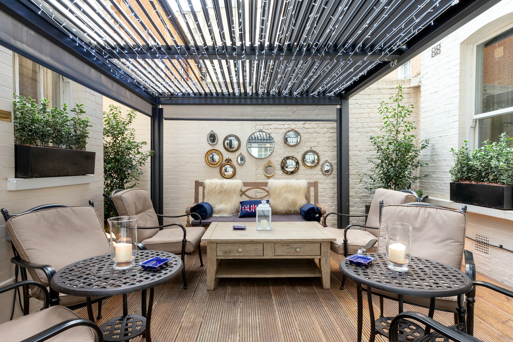 Cognac & Cigar Garden