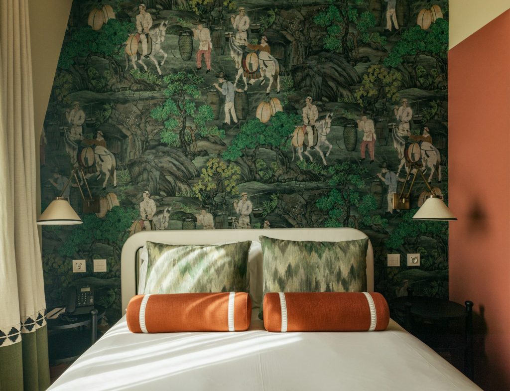 Superior Room - Bedroom