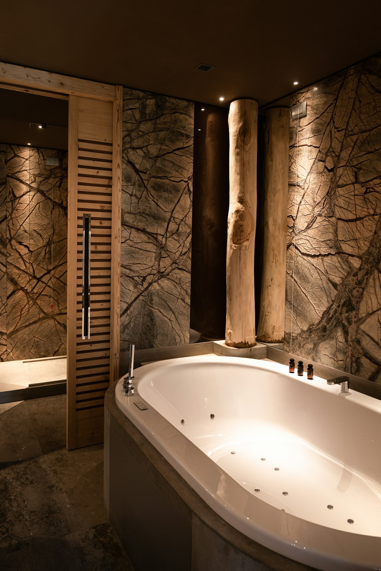 Dolomites Suite - Bathroom