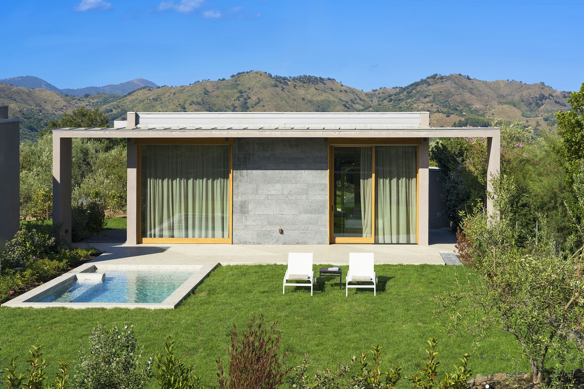 Lodge Spa - Exterior