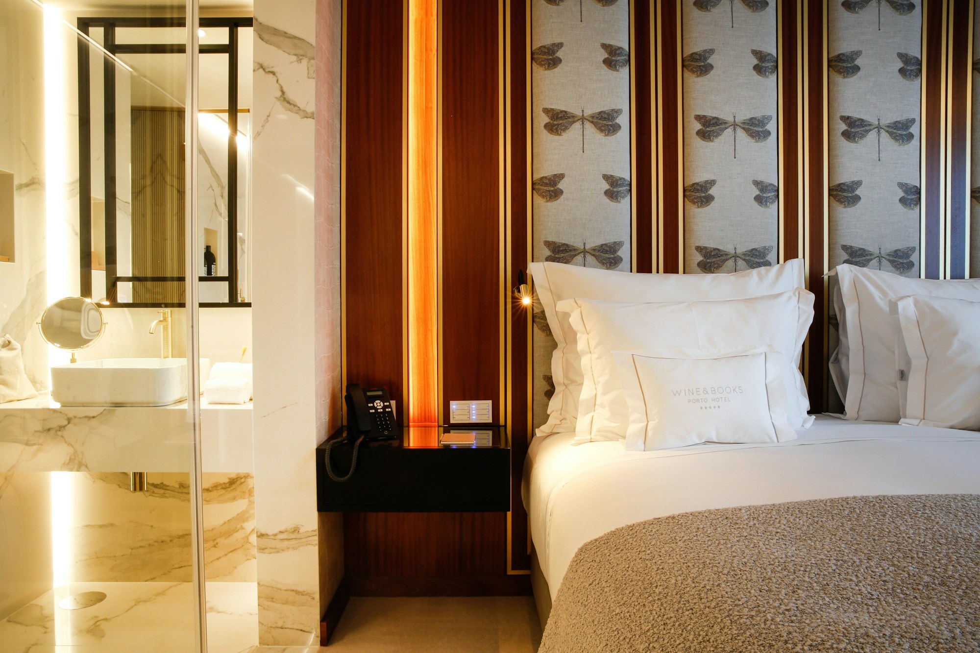 Superior - Bedroom