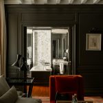 Executive Suite Bathroom