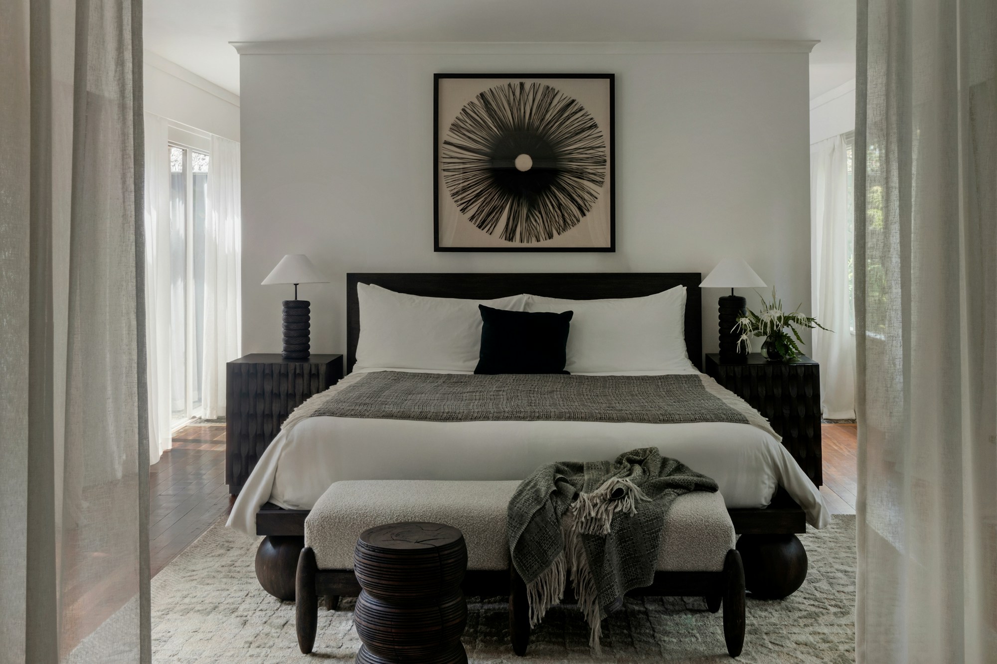 Beachfront Pool Suite - Bedroom