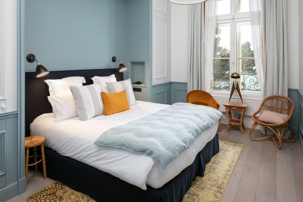 Chausey Room