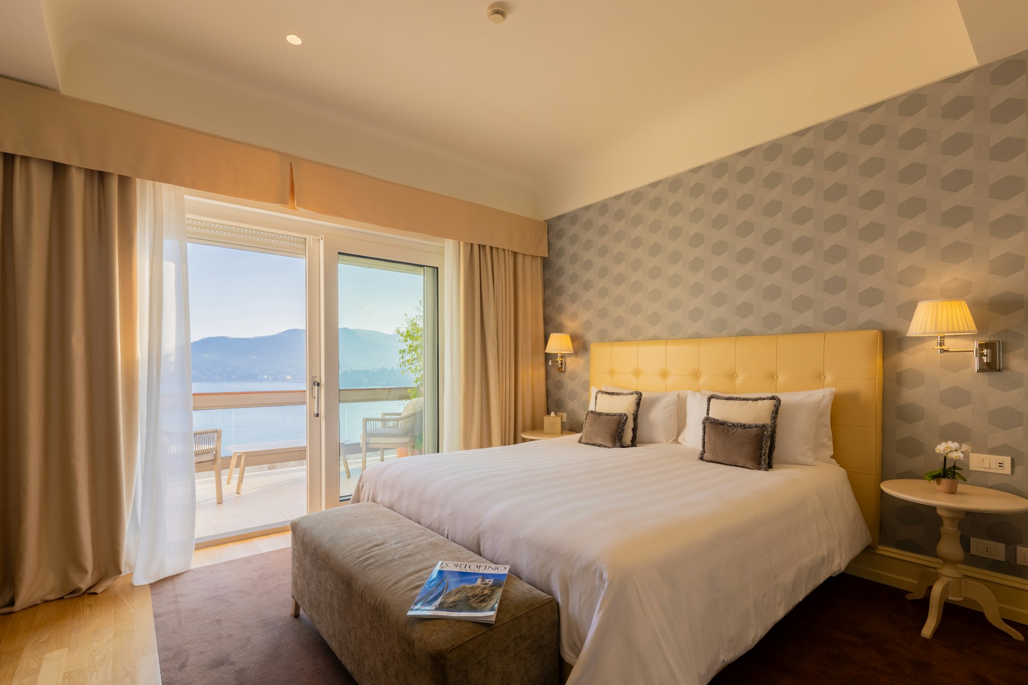 Panoramic Two-bedroom Suite - Bedroom