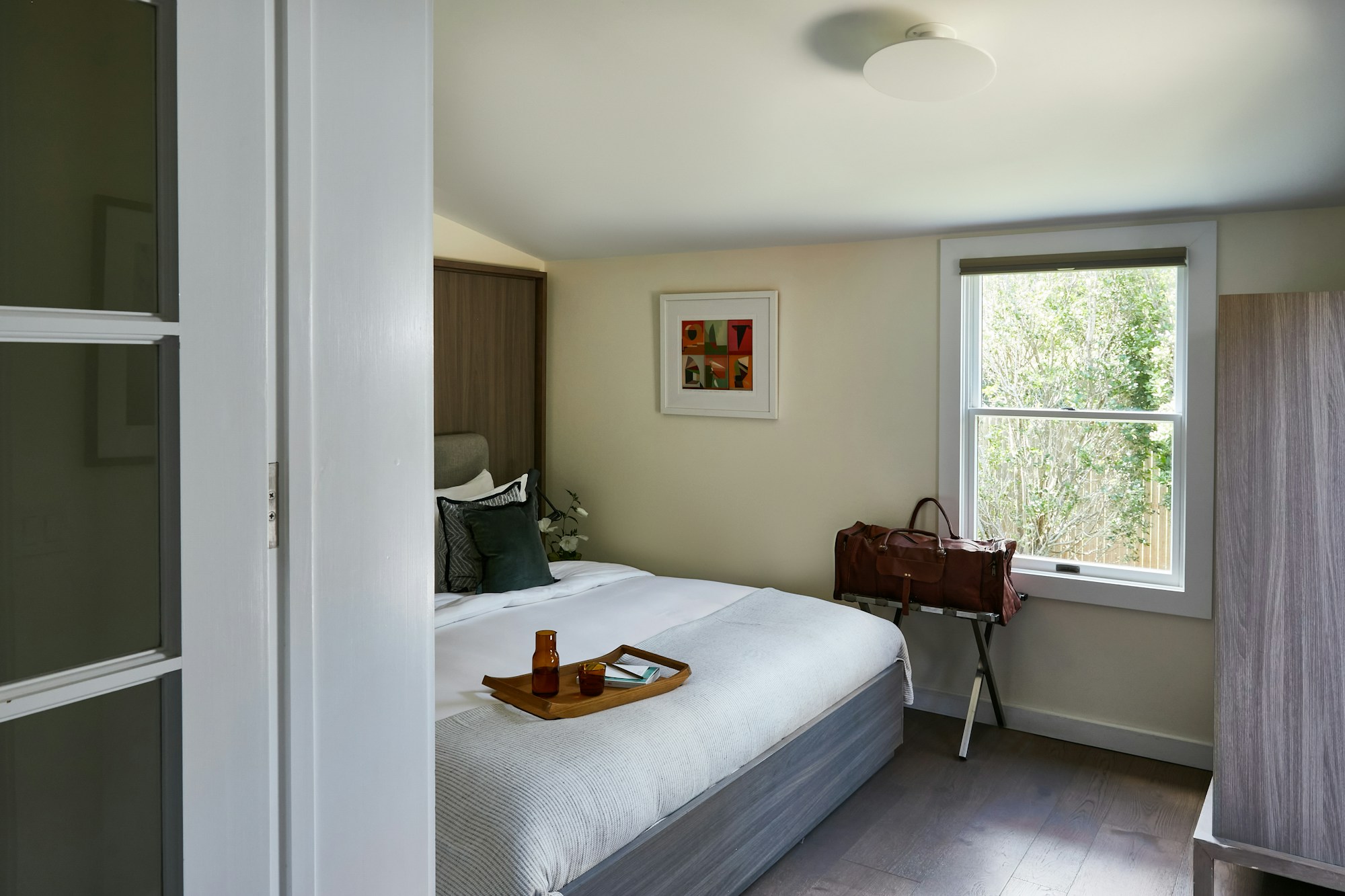 Garden Cottage - Bedroom