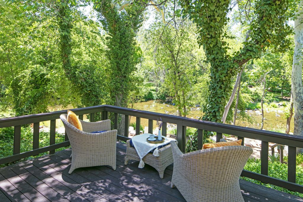 Creekside Cottage - Deck