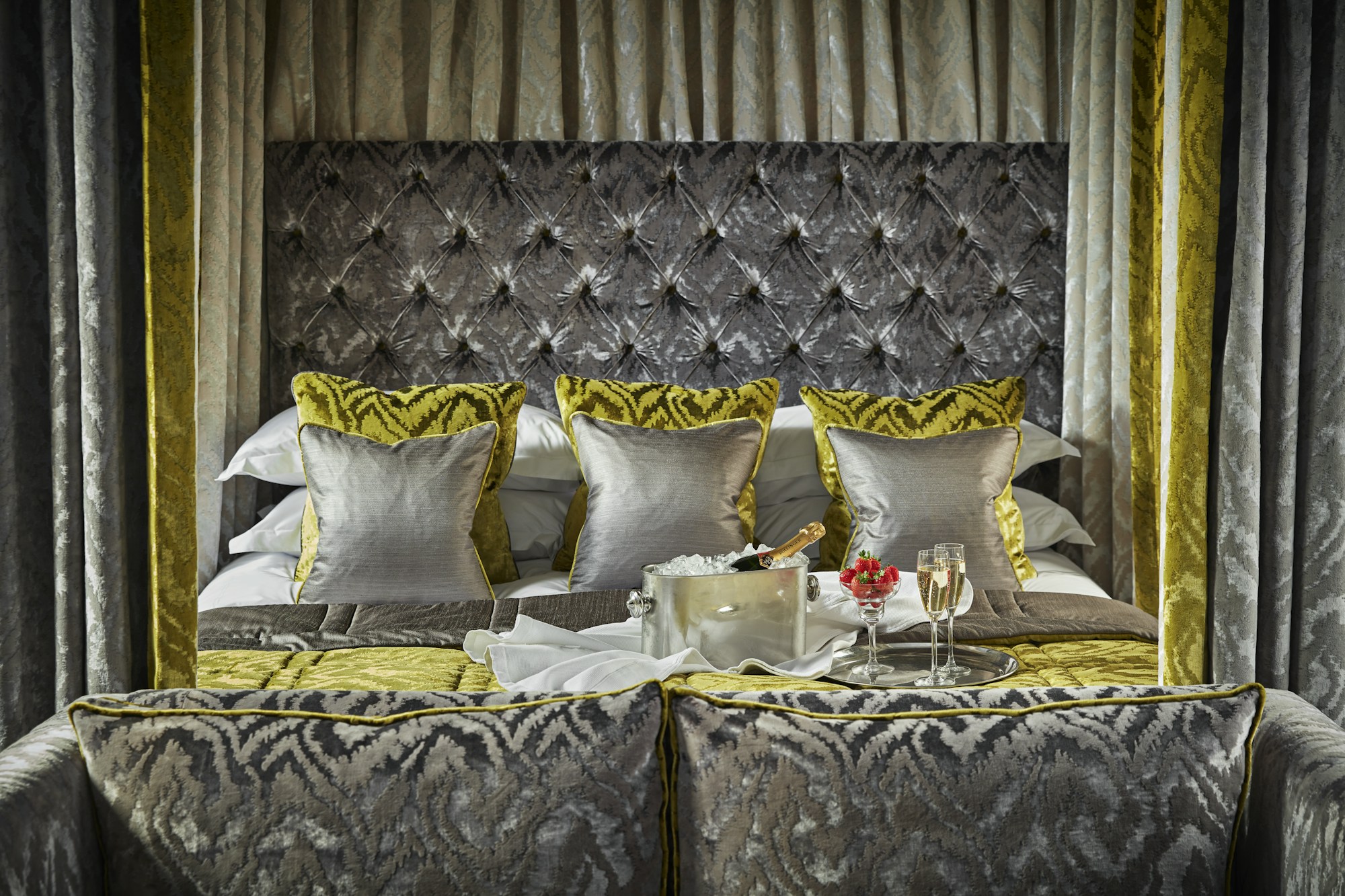 Panel II Suite - Bedroom