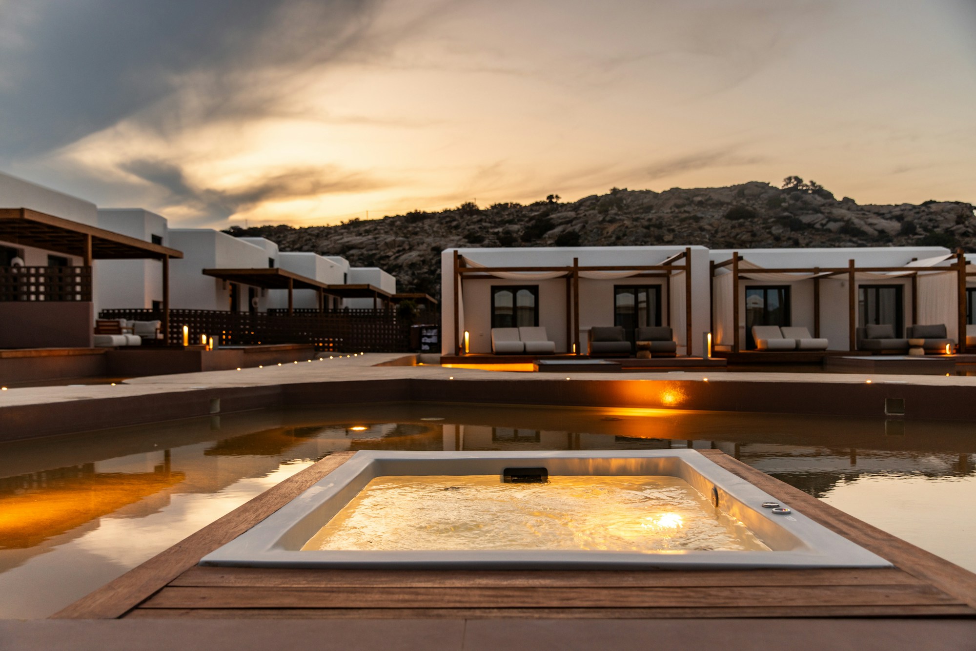 Laguna Coast Resort