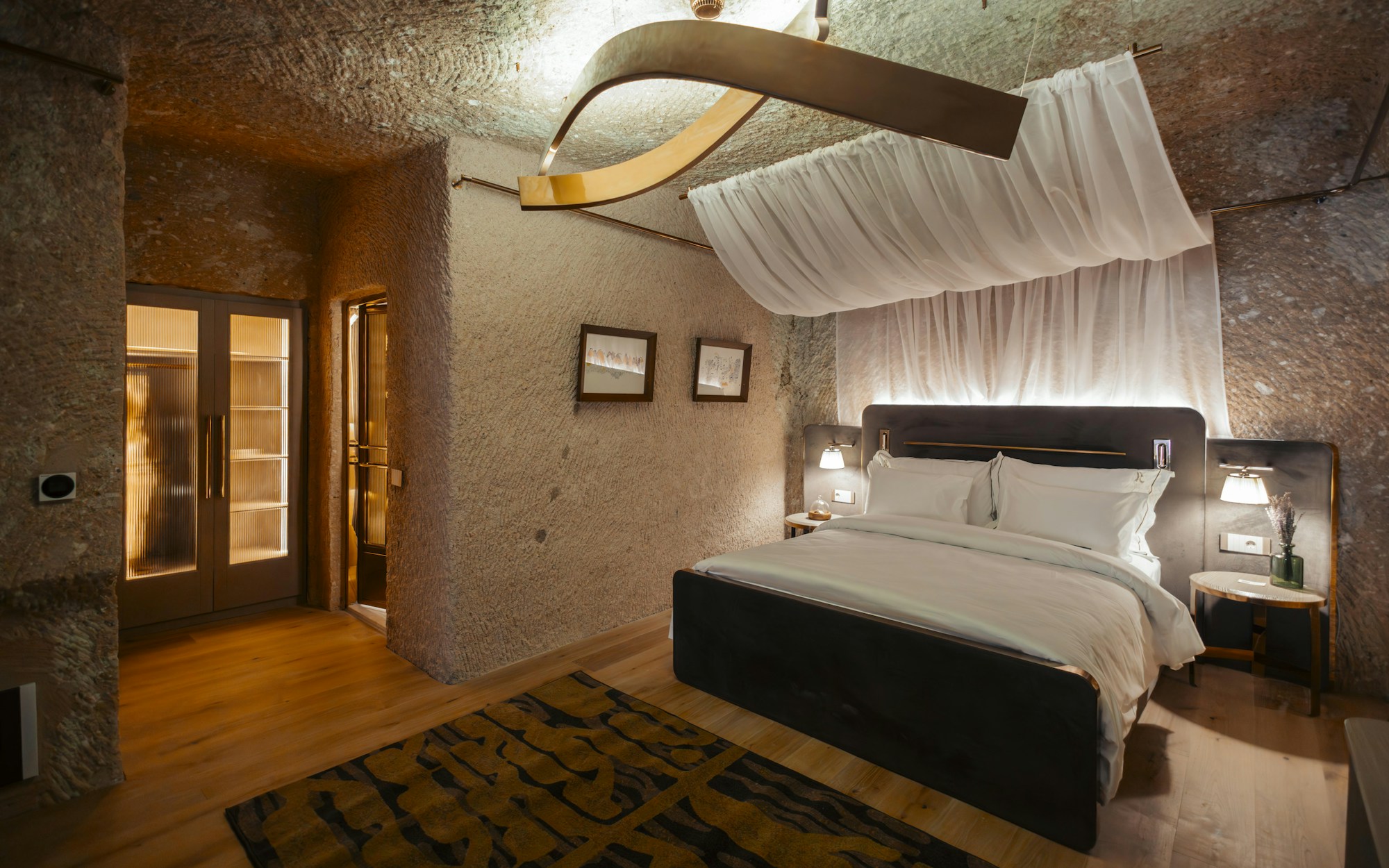 Homelike Cave - Bedroom