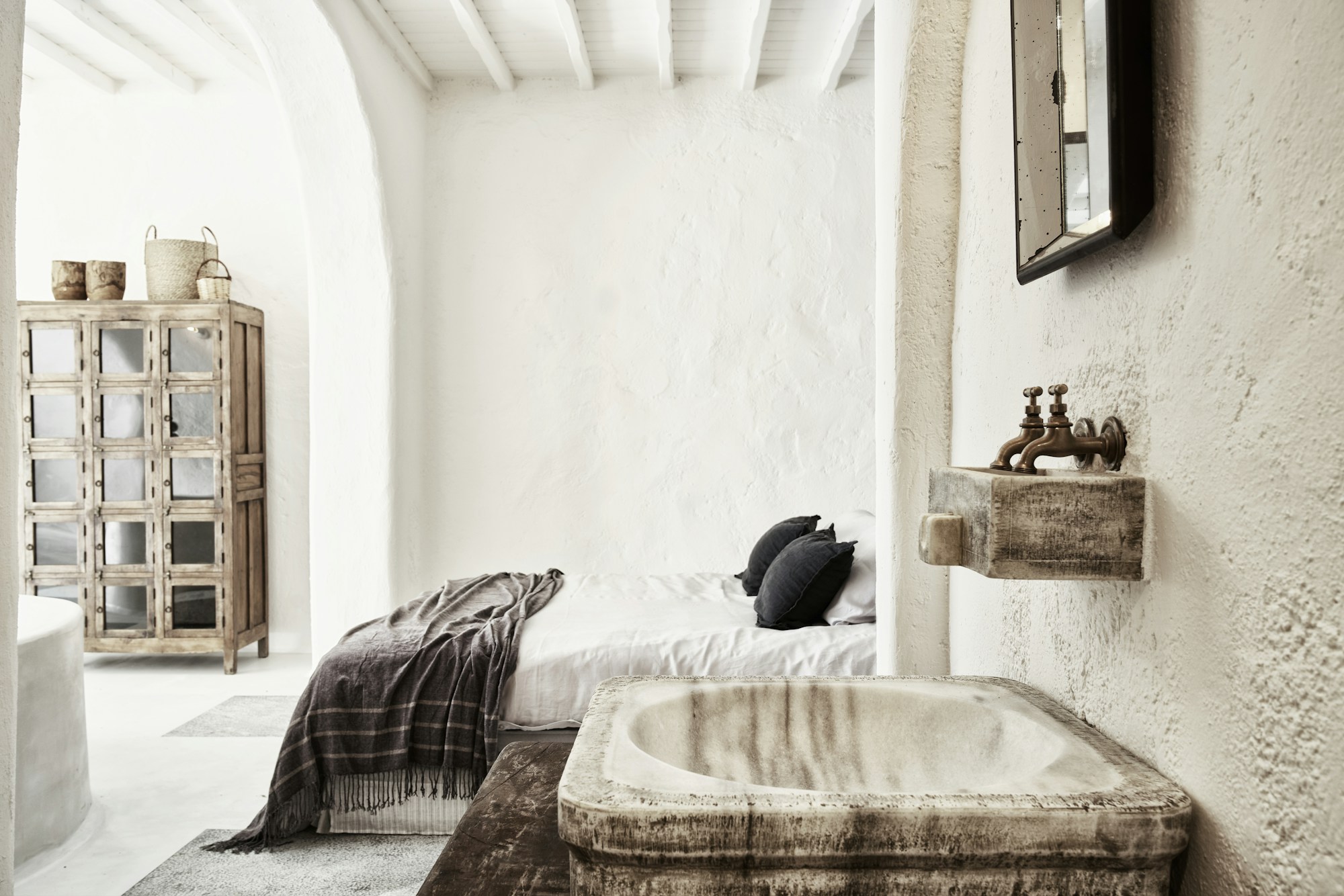 Nomad Two Bedrooms Suite Sea View, Private Pool and Yard