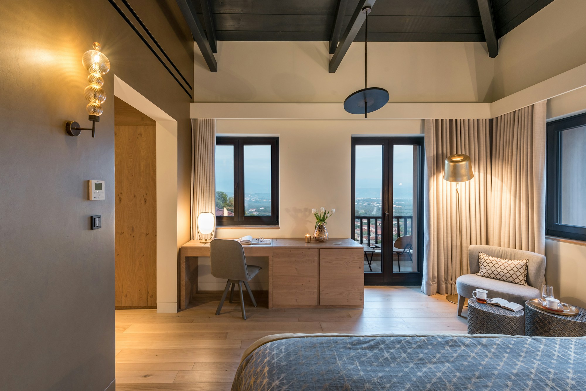 Byzantium Suite Master Room