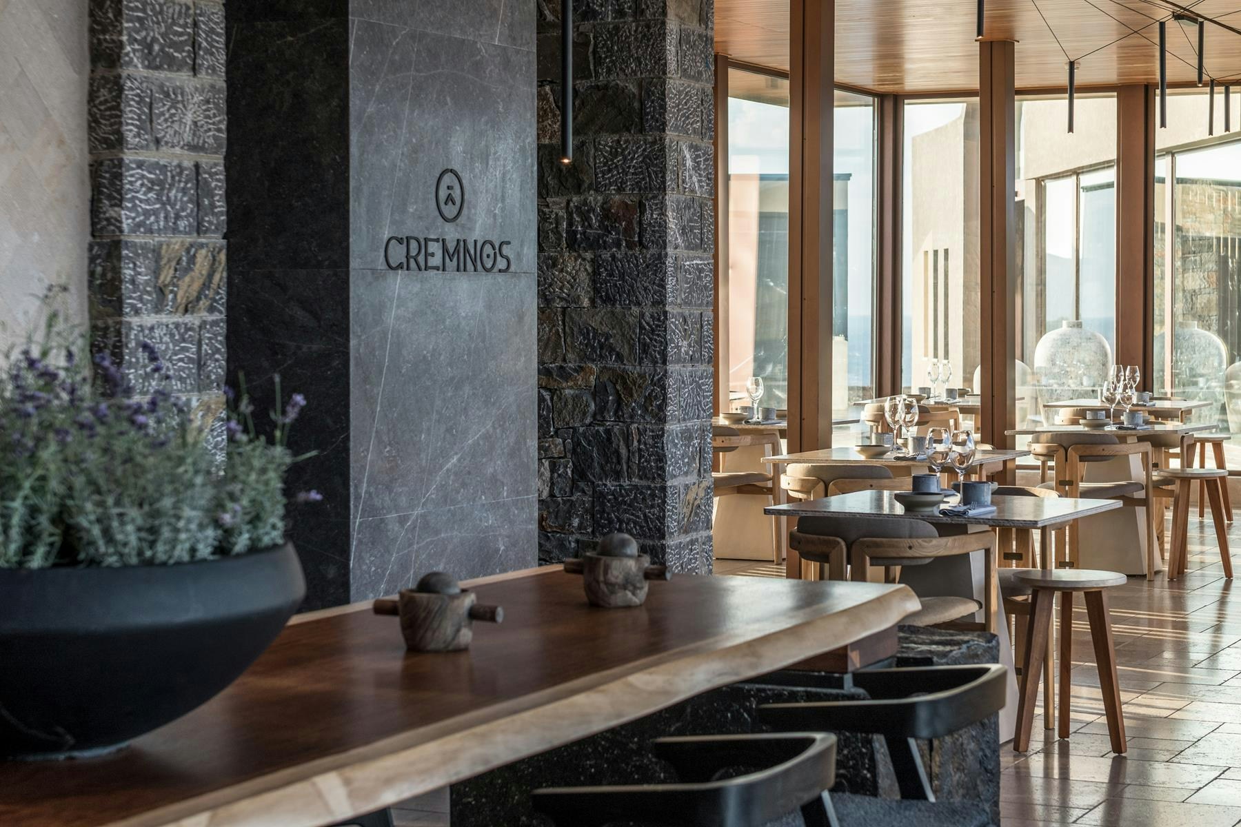 Cremnos Restaurant