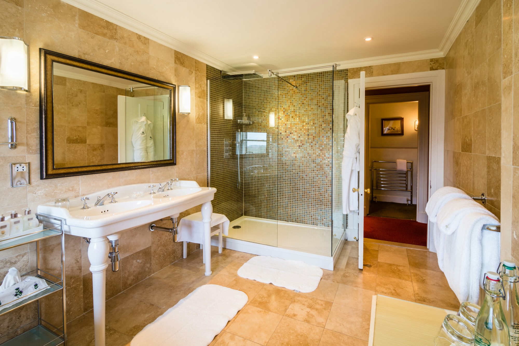 Superior Double - Bathroom