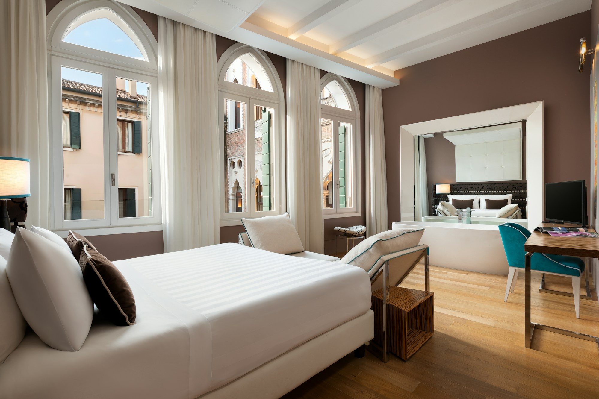 Premium Deluxe - Bedroom
