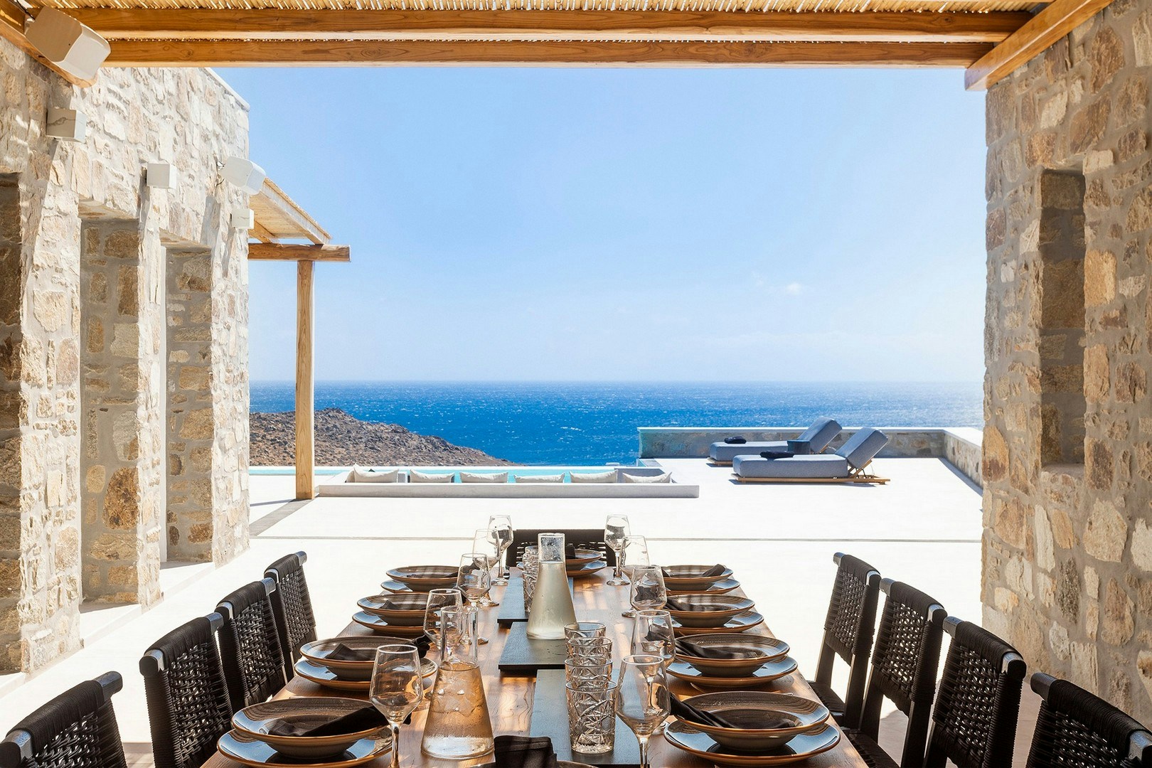 Genesis Villa - Outdoor Dining