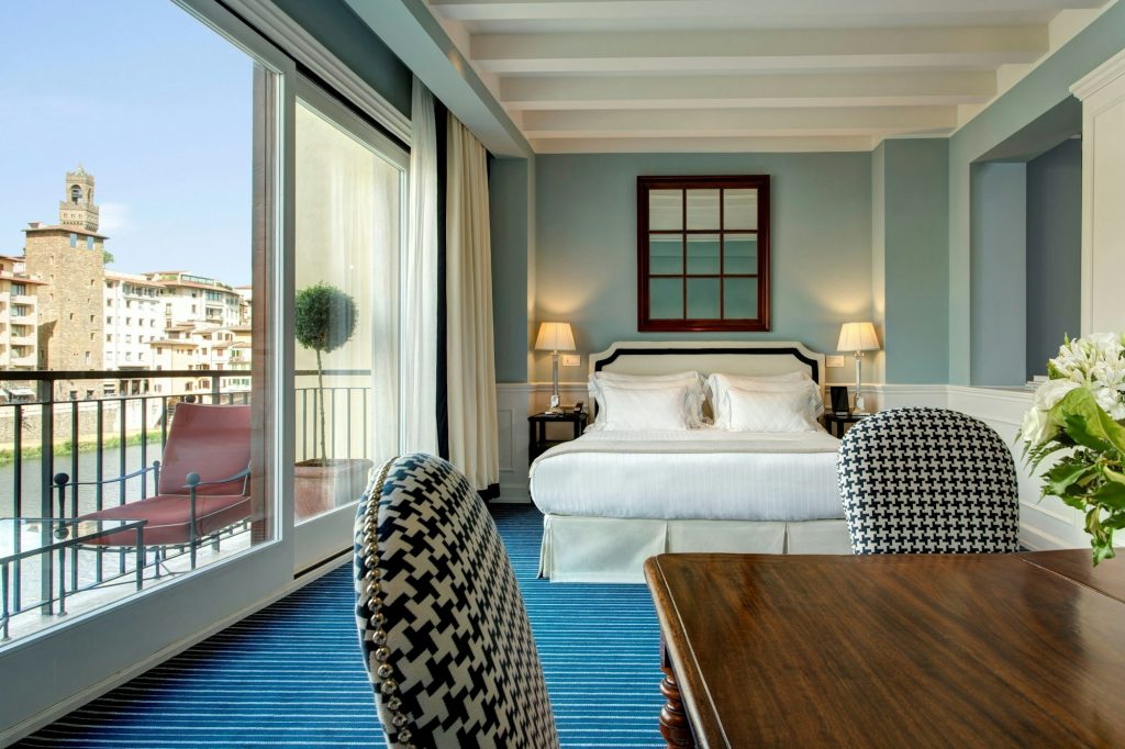Suite Picasso River View - Bedroom
