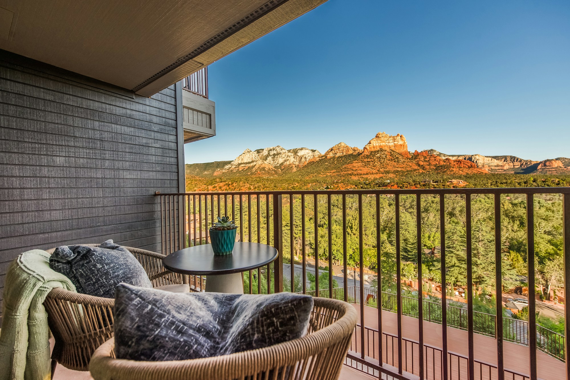 Cliffs Suite ADA - Balcony