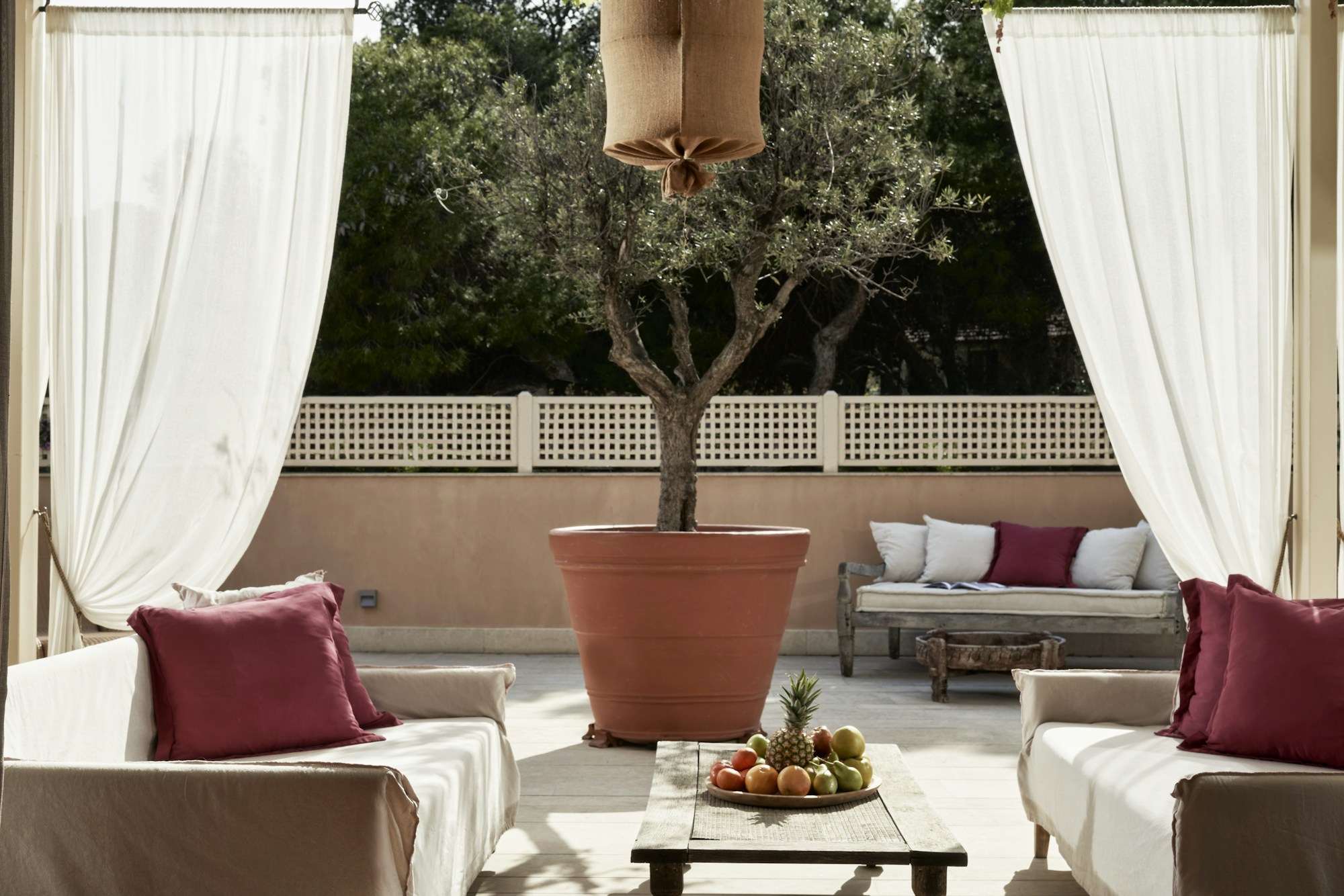 Grand Terrace Suite - Outdoor Living Area