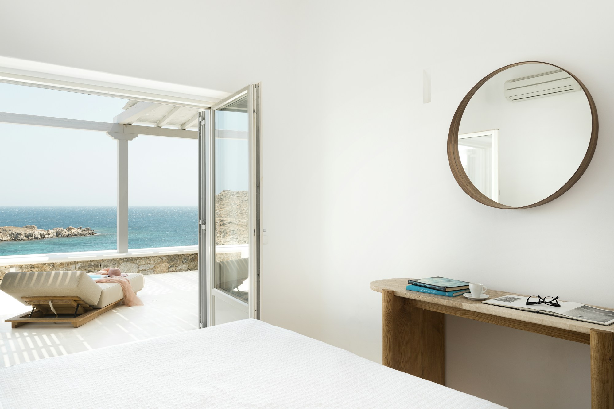 Family and Friends Seaside Villa - Bedroom