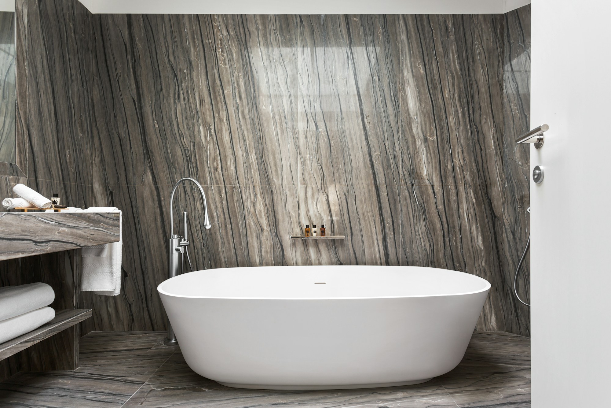 Gallery Royal Suite - Bathroom