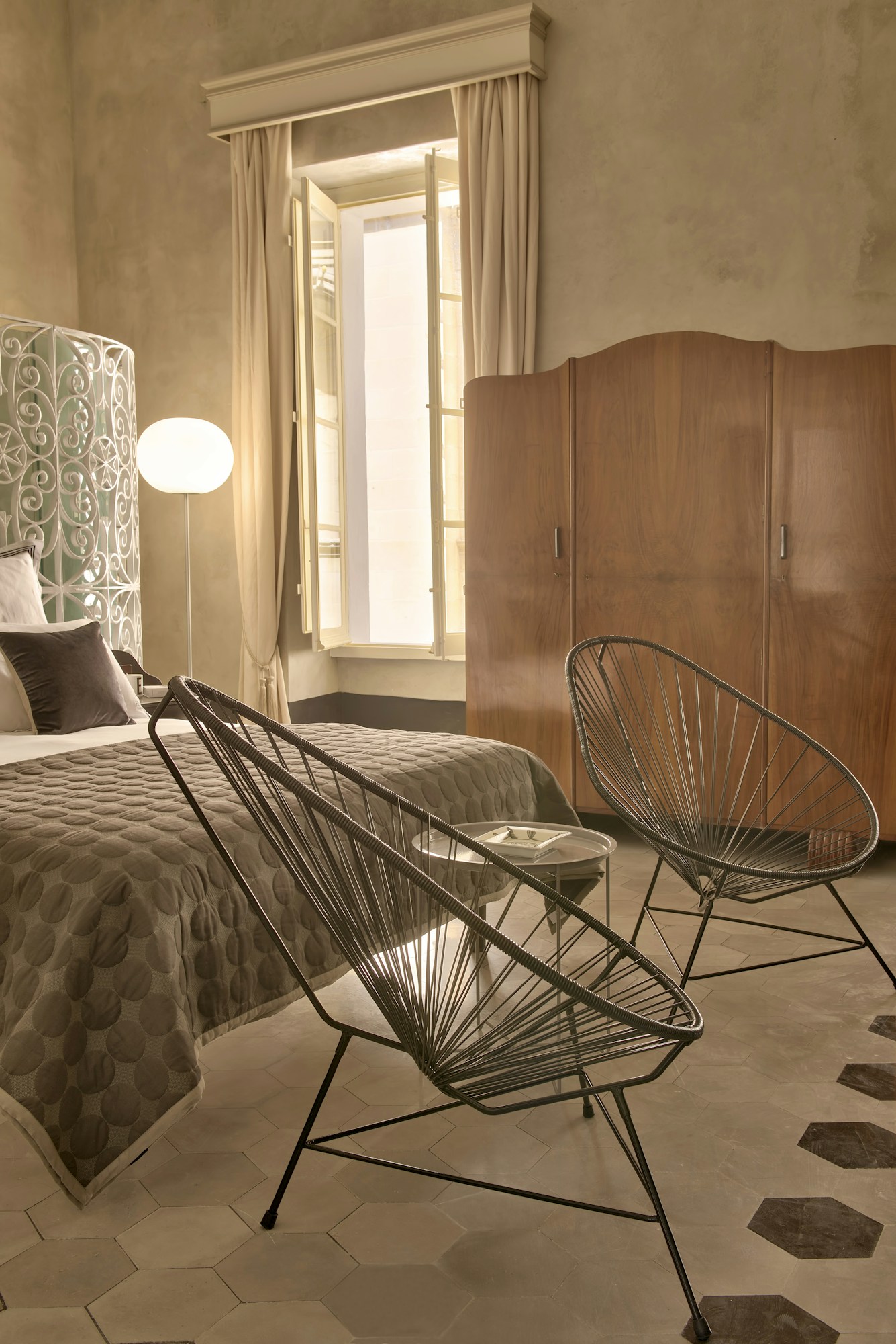 Suite 5