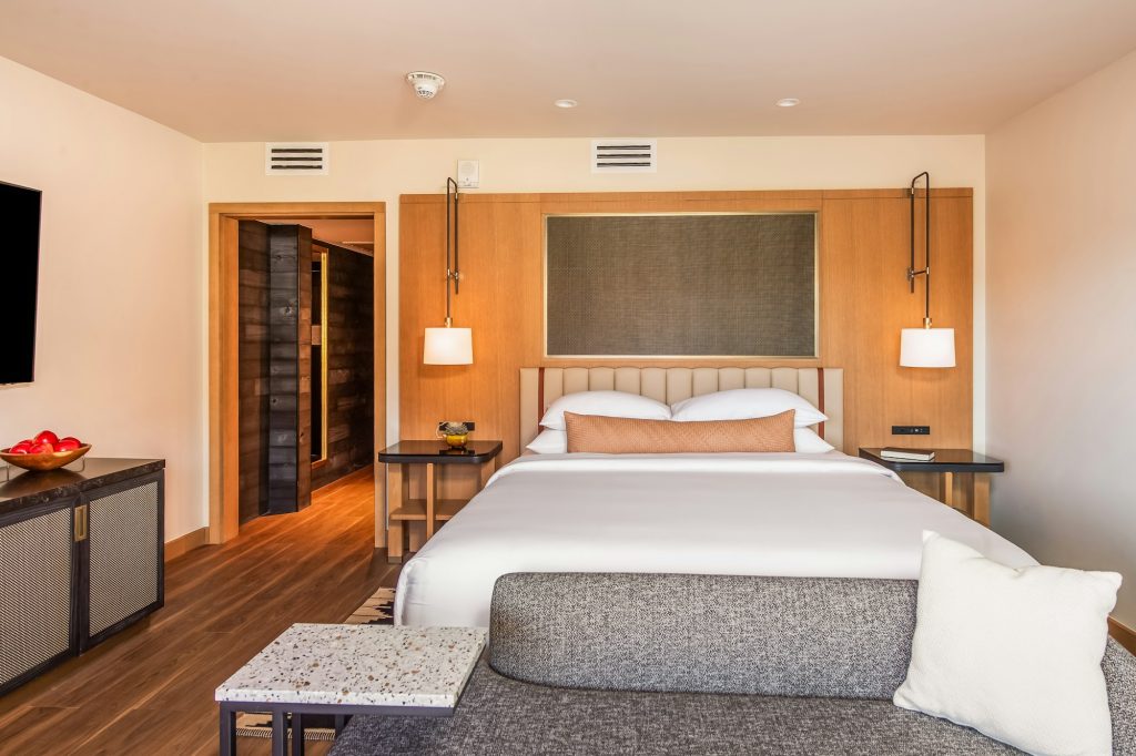 Cliffs King - Bedroom