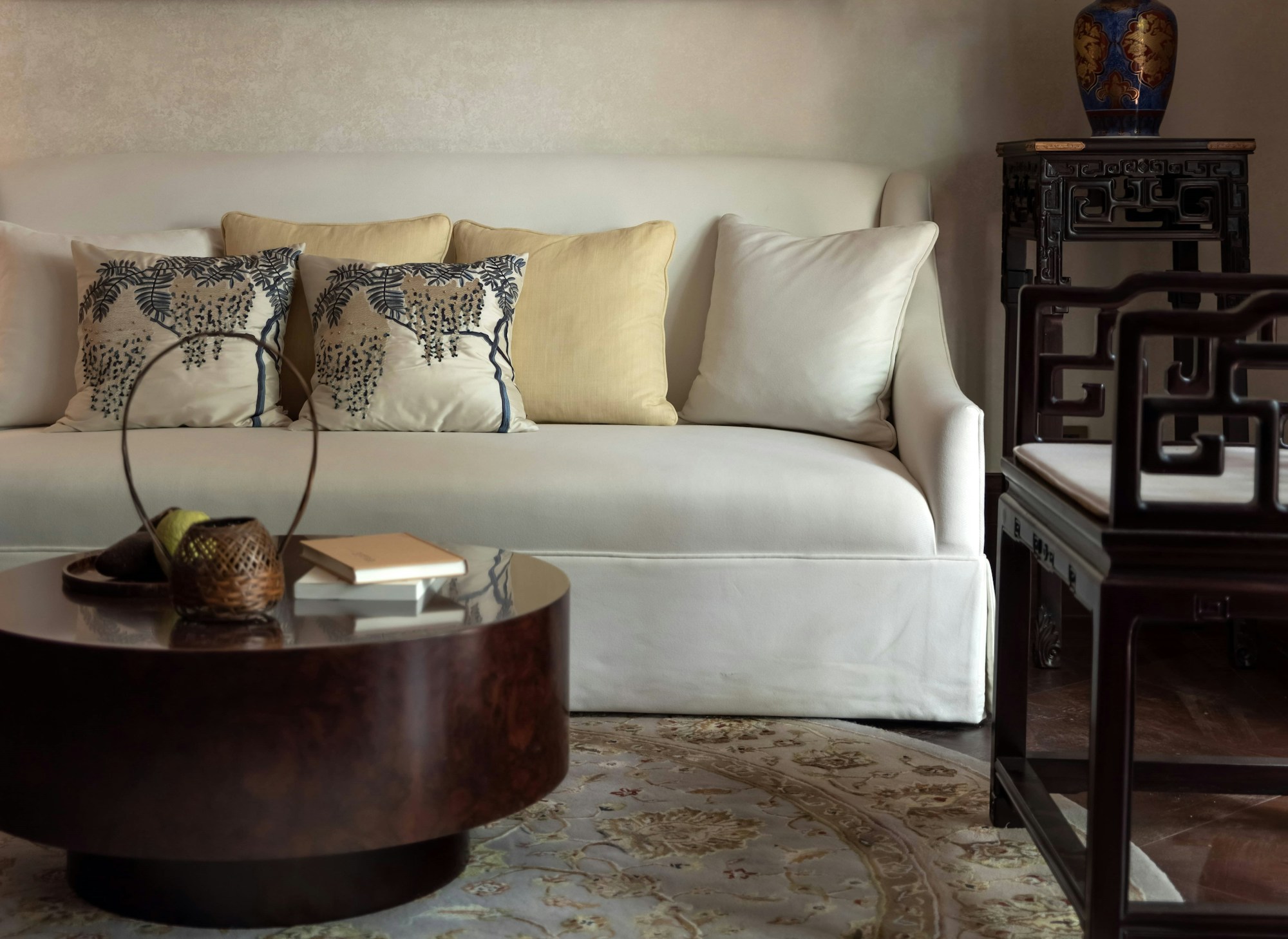 Shuang Qing Tai Suite - Living Area
