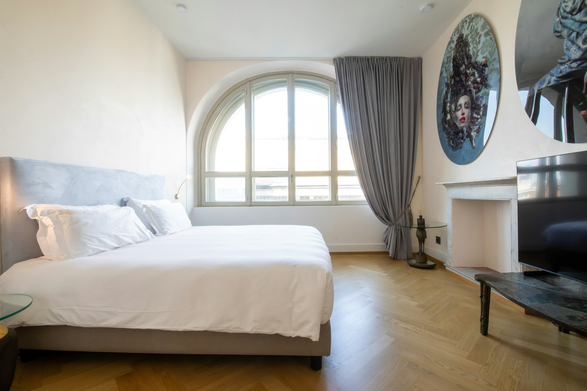 Gallery Royal Suite - Bedroom