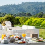 Breakfast Outside