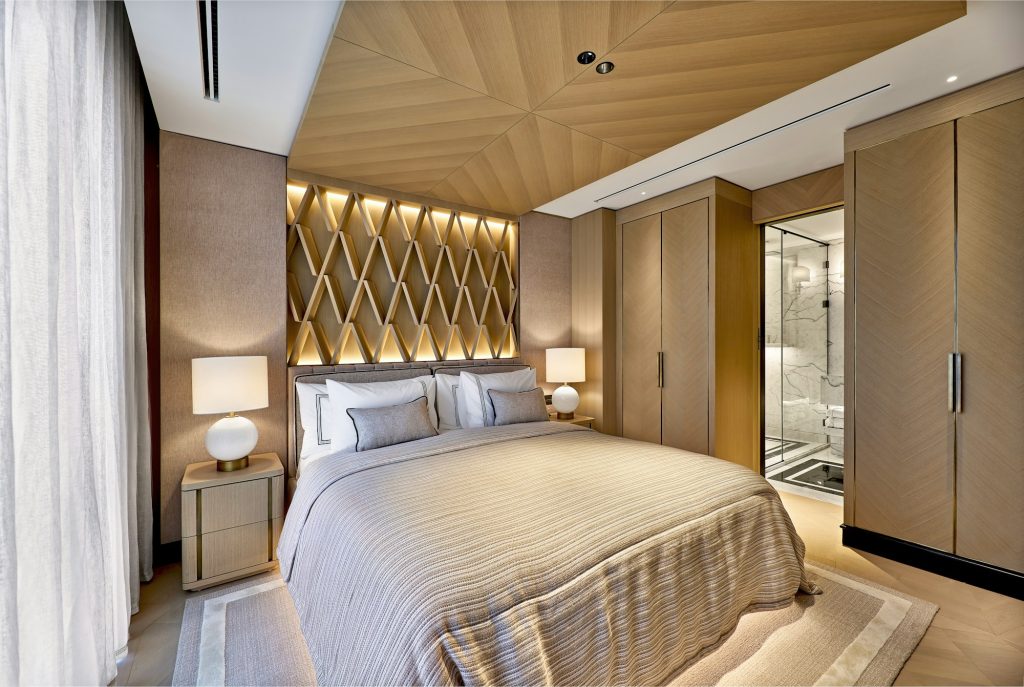 Signature Suite