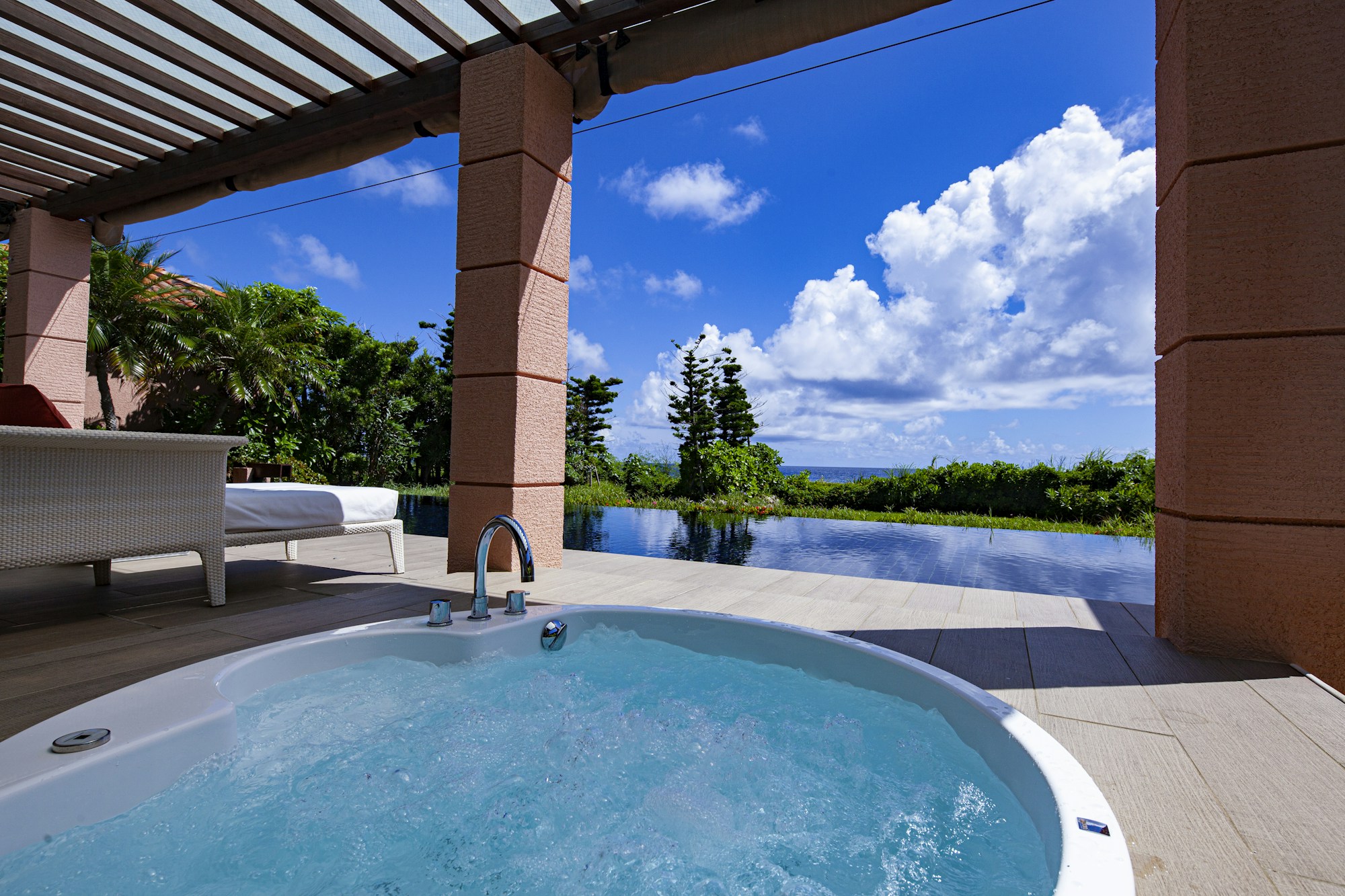 Suite Villa Bay Front - Jacuzzi