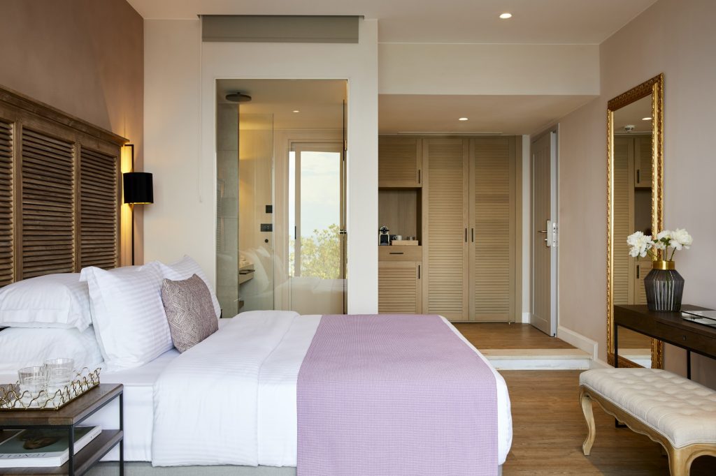 Junior Suite with Private Pool - Bedroom