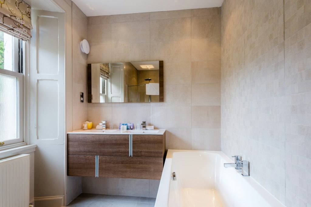 Spa Cottage Bathroom