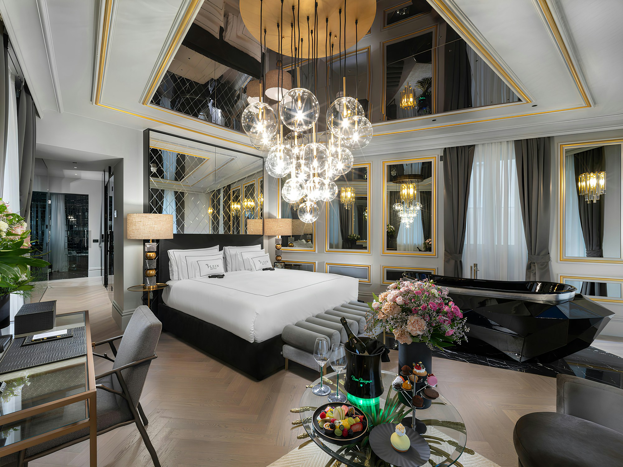 Junior Suite Terrace Savage