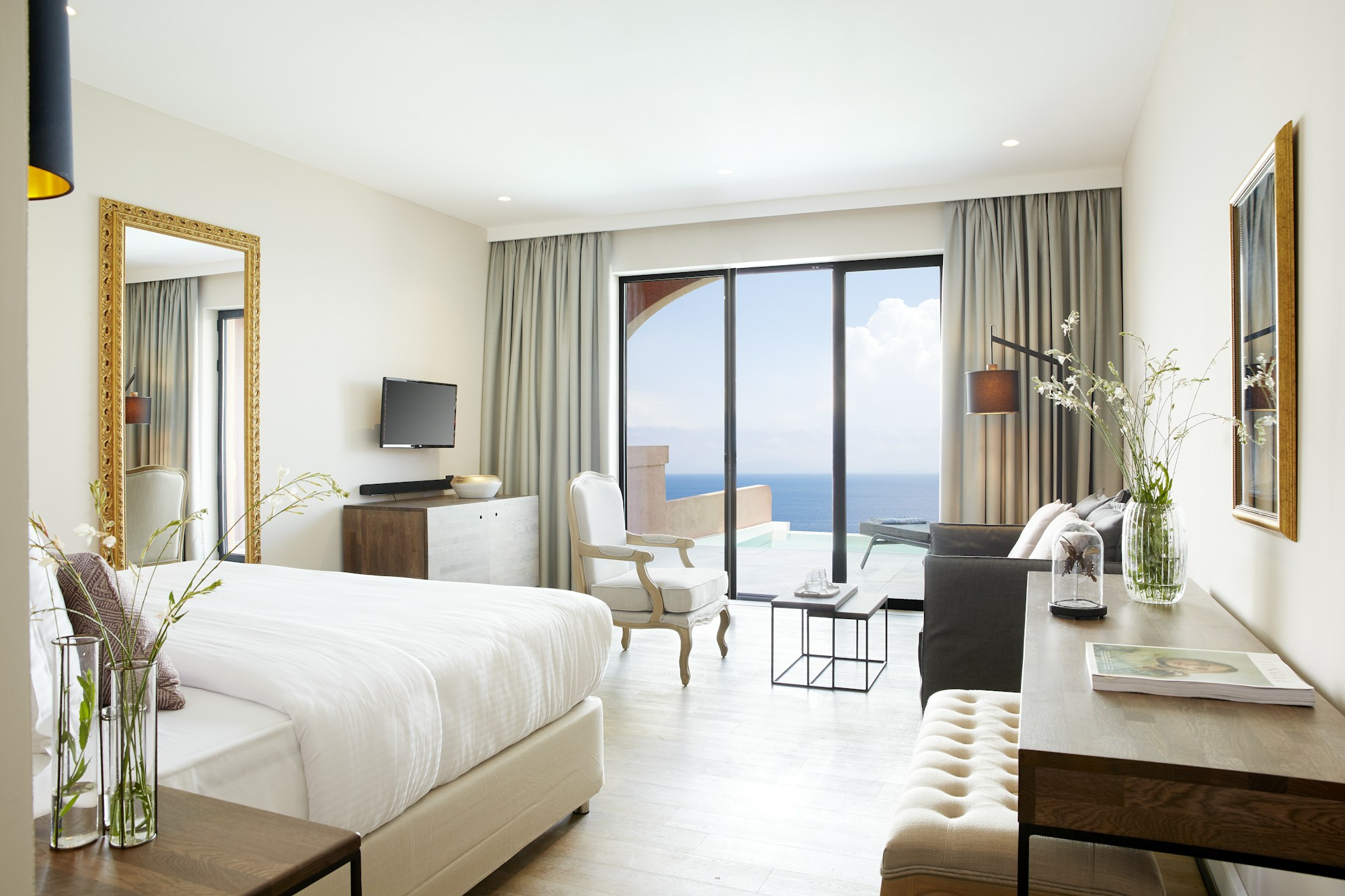 Deluxe Junior Suite Private Pool - Bedroom