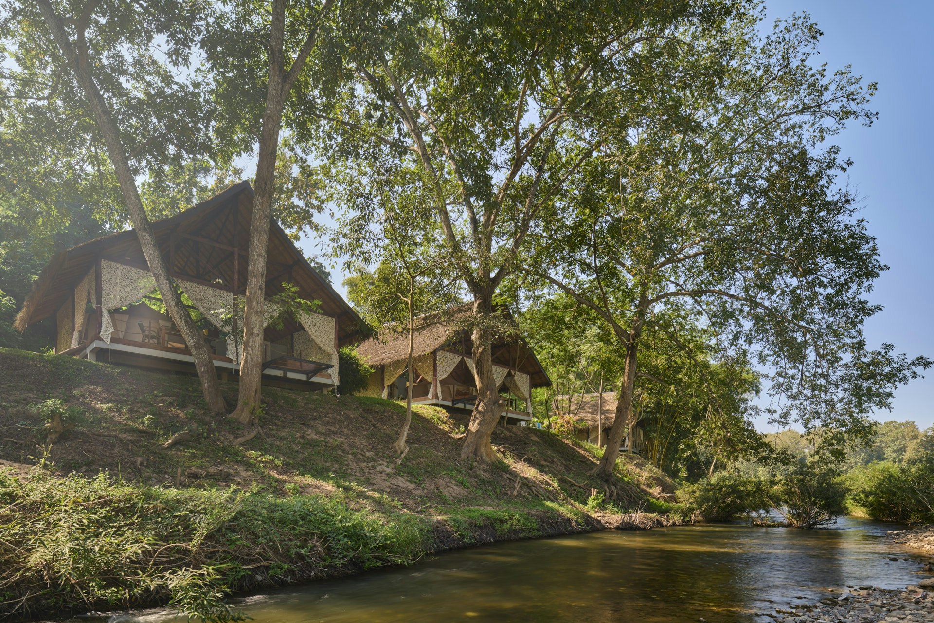 Riverfront Glamping - Tent