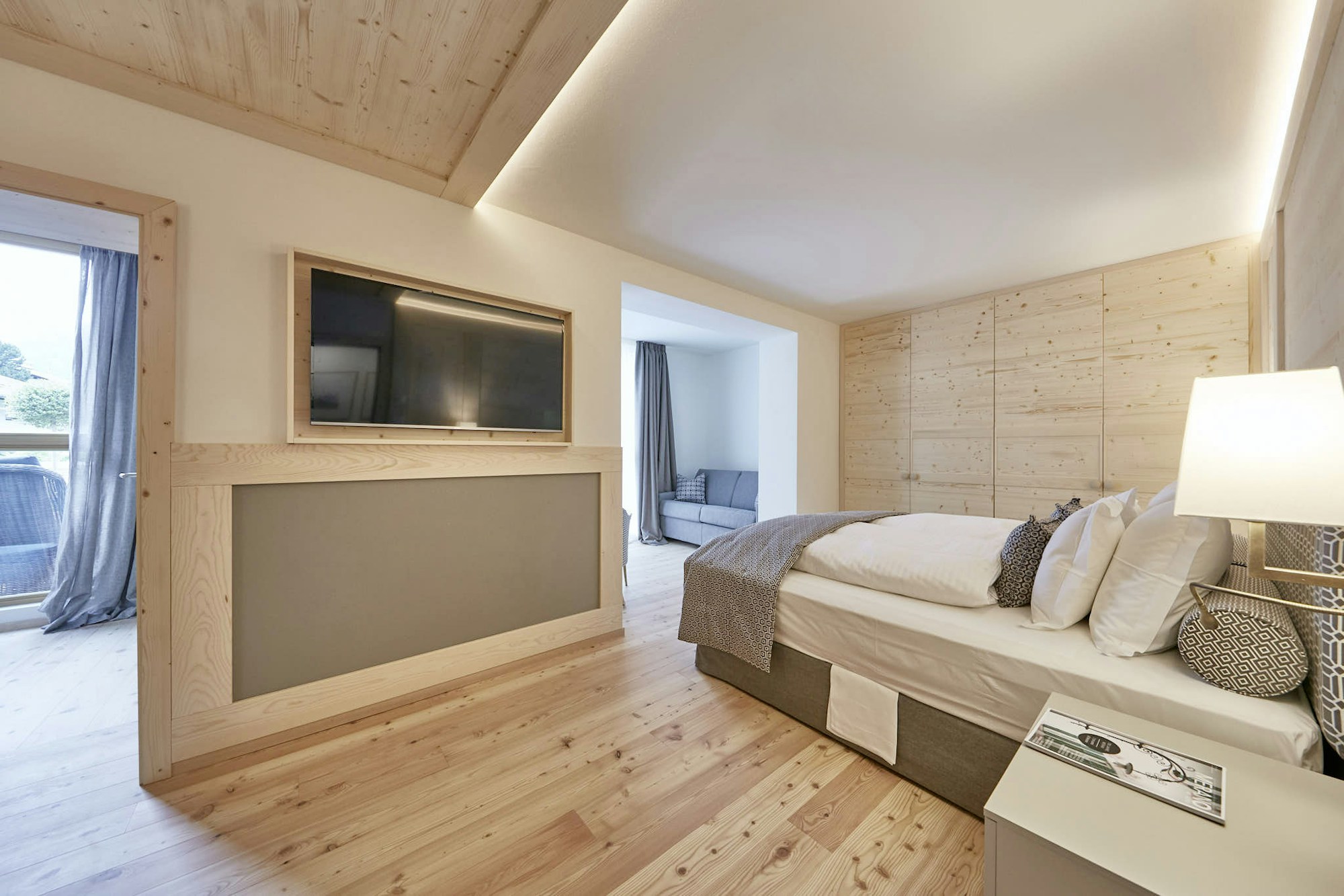Junior Suite Garden View - Bedroom
