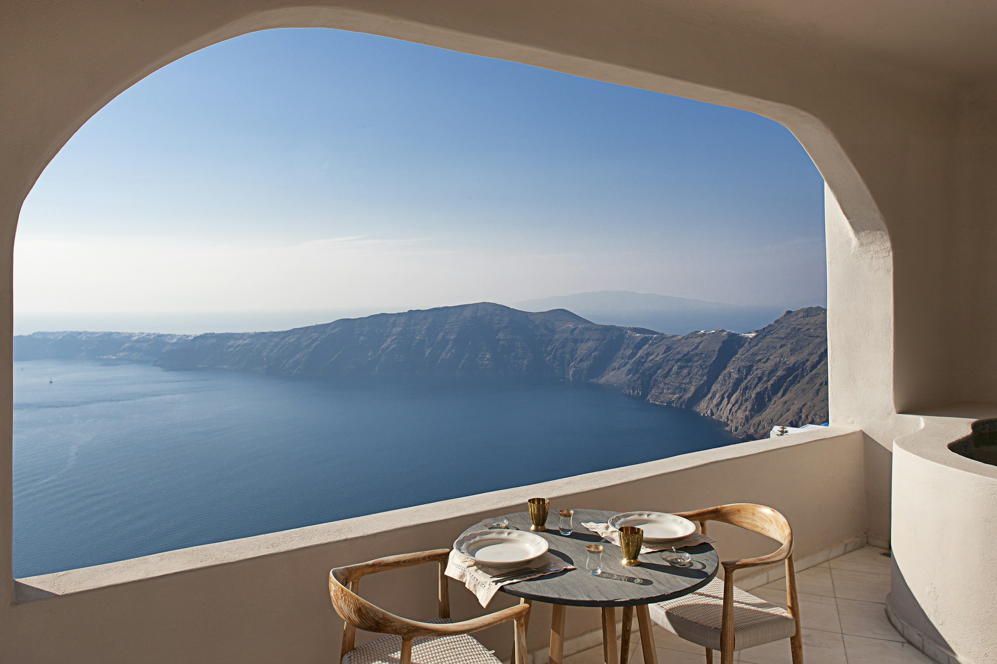 Superior Suite Private Veranda - Dining Area & Caldera View