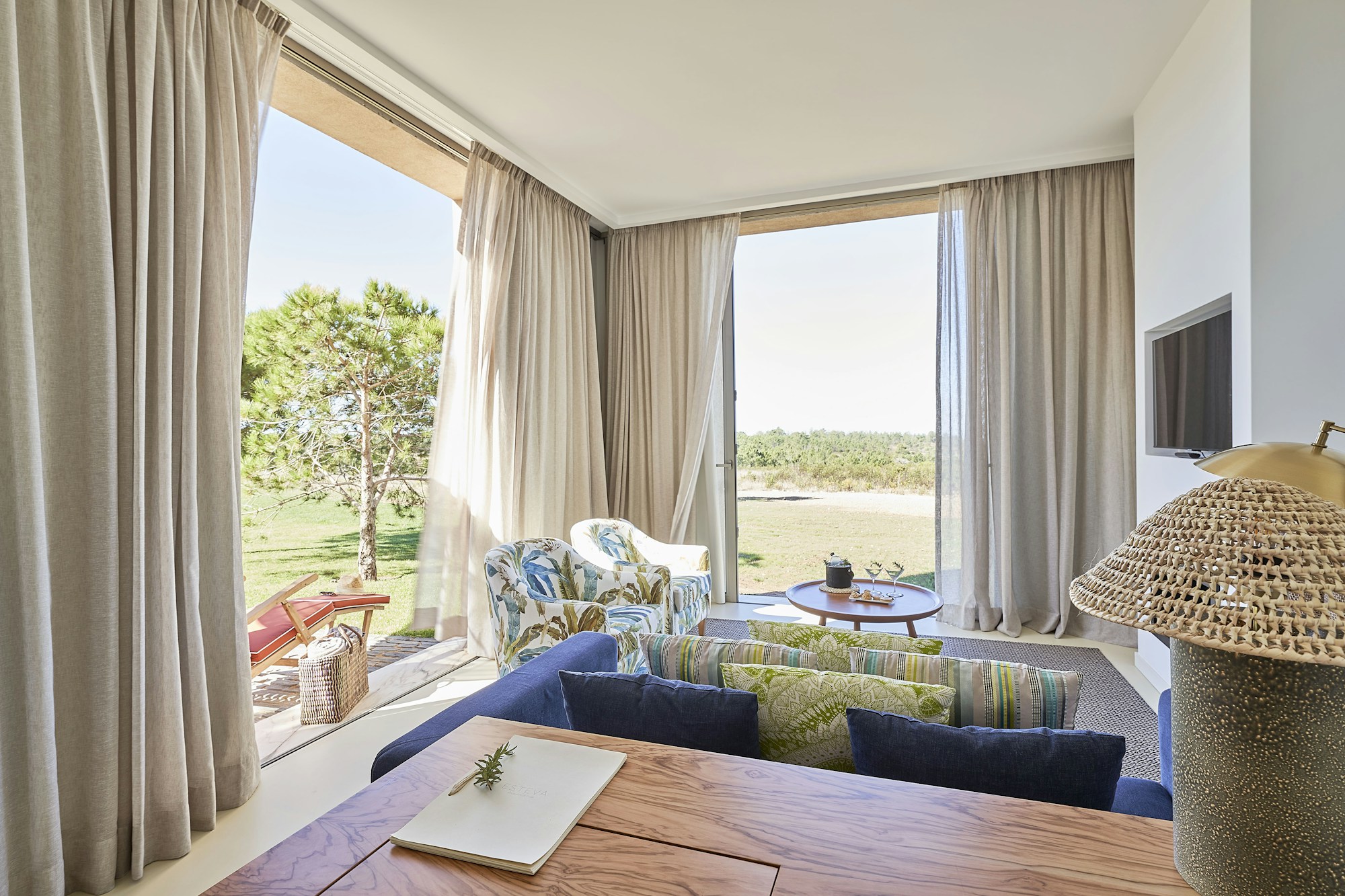 Grand Suite Living Room
