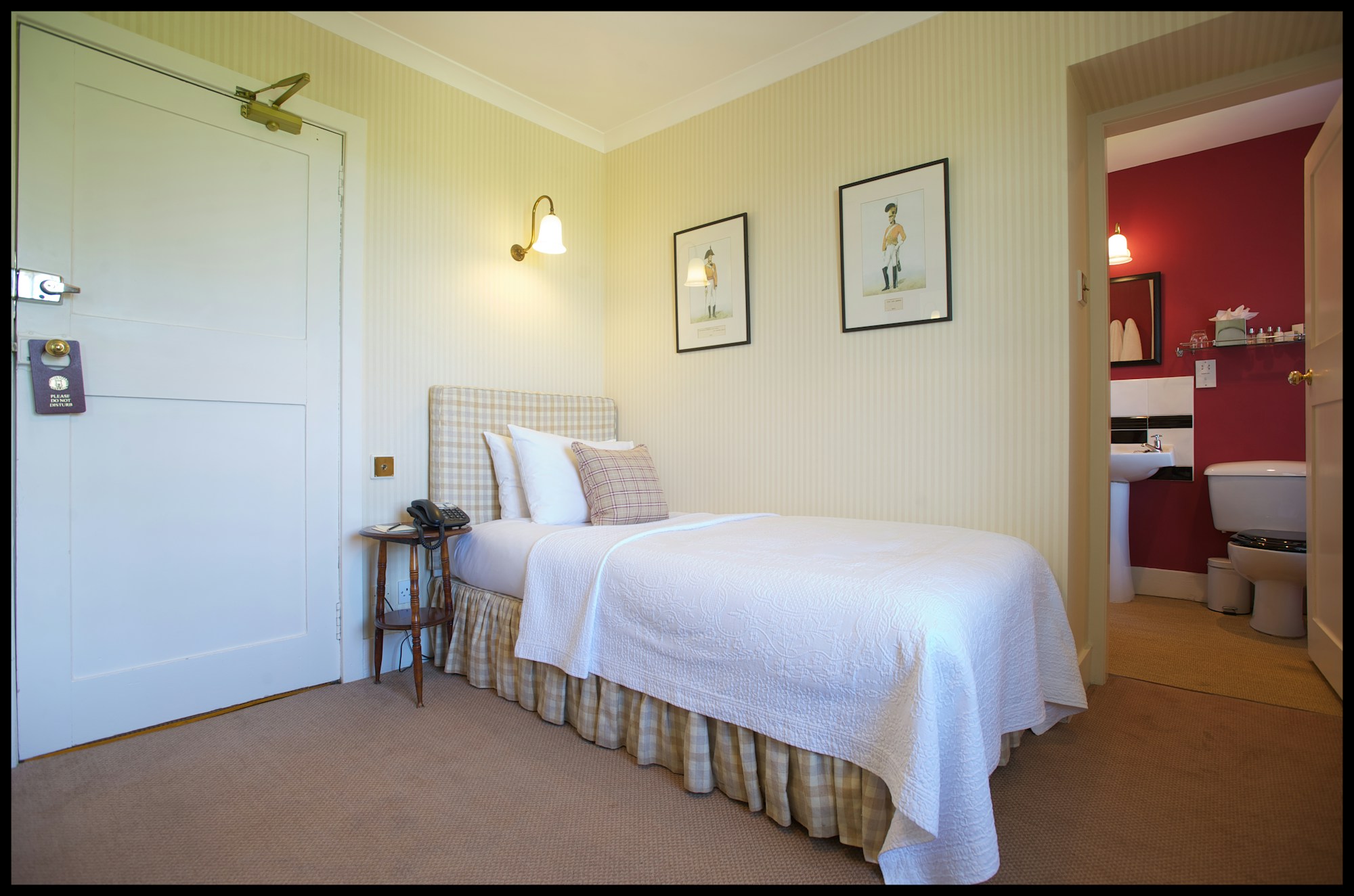 Caddies Closet - Bedroom